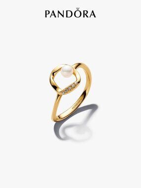 Pandora Shaped Pavé Circle Ring